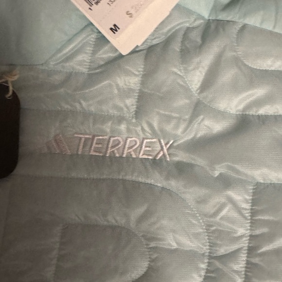 Adidas Terrex hiking Jacket - Picture 3 of 5
